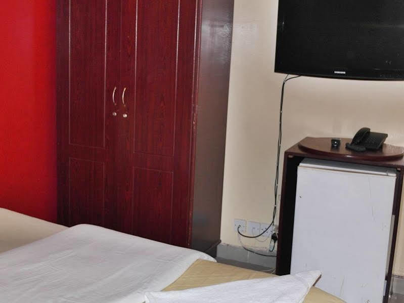 دبي Golden Star Hotel المظهر الخارجي الصورة